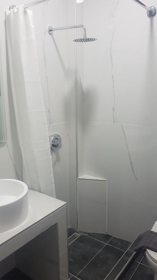 Erika Boutique Apartments Nikiti  Eksteriør billede