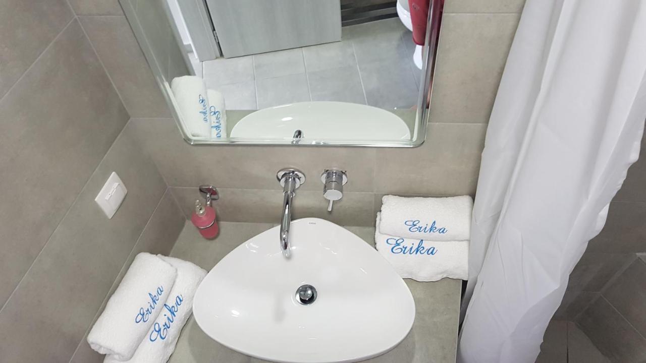 Erika Boutique Apartments Nikiti  Eksteriør billede