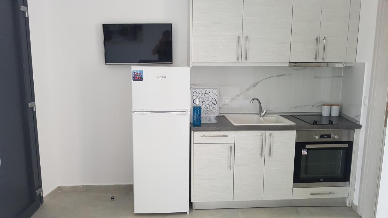 Erika Boutique Apartments Nikiti  Eksteriør billede