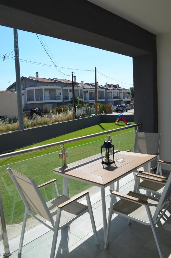 Erika Boutique Apartments Nikiti  Eksteriør billede