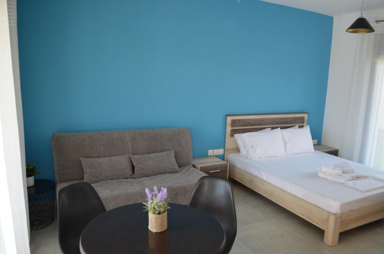Erika Boutique Apartments Nikiti  Eksteriør billede